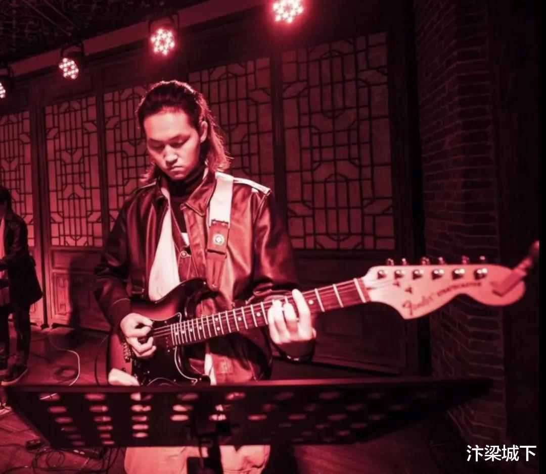 汴梁城下 汴梁旅游 穿越时光！清明一夜鱼龙舞，乐动城墙璀璨夜