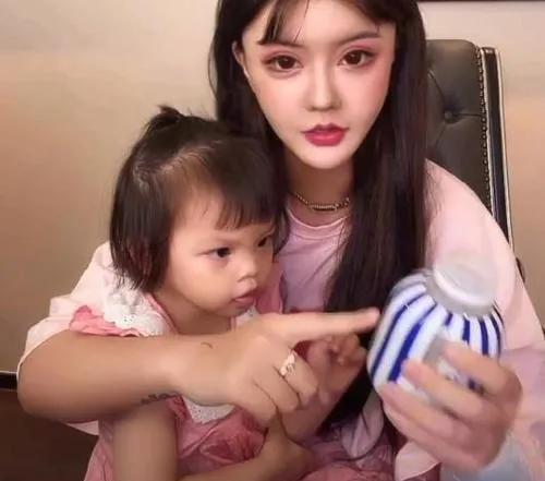 机加工分享赵工|韩安冉控诉小猪妹太难带，自嘲她是我妈，网友：送去变形计