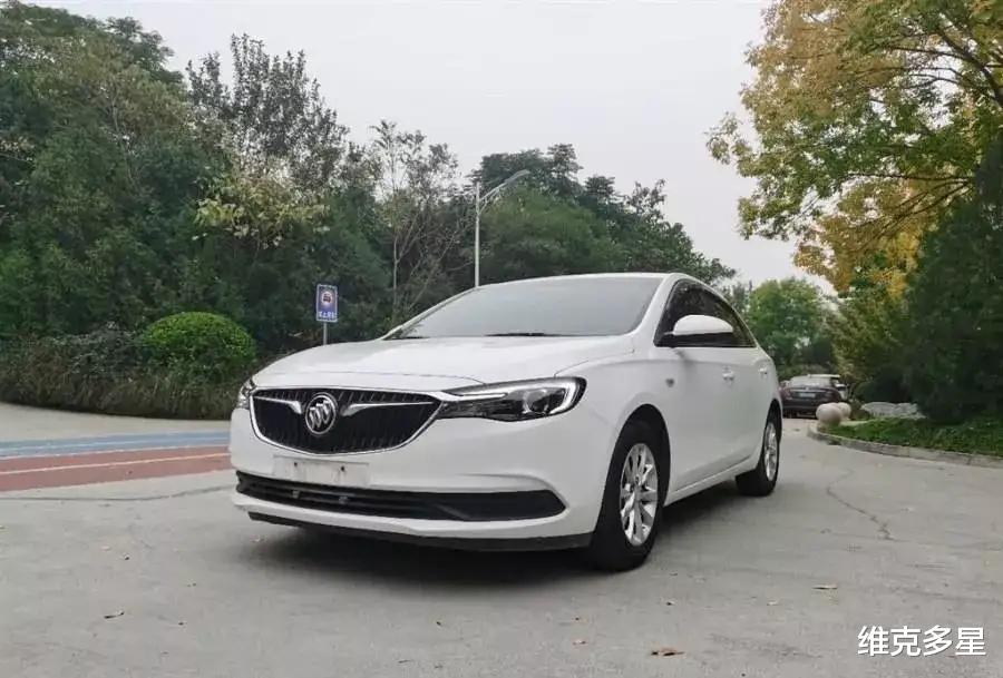 维克多星 网友：自从买了这台所谓性价比最高的别克英朗，我是深深的后悔，睡觉都能笑醒