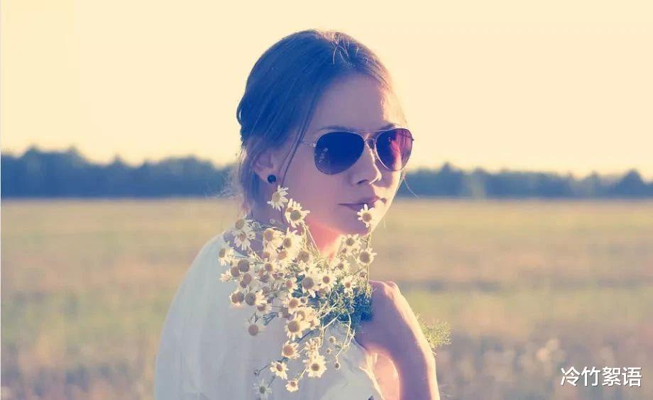 冷竹絮语|背叛婚姻,选择净身出户时,男人爱打的主意