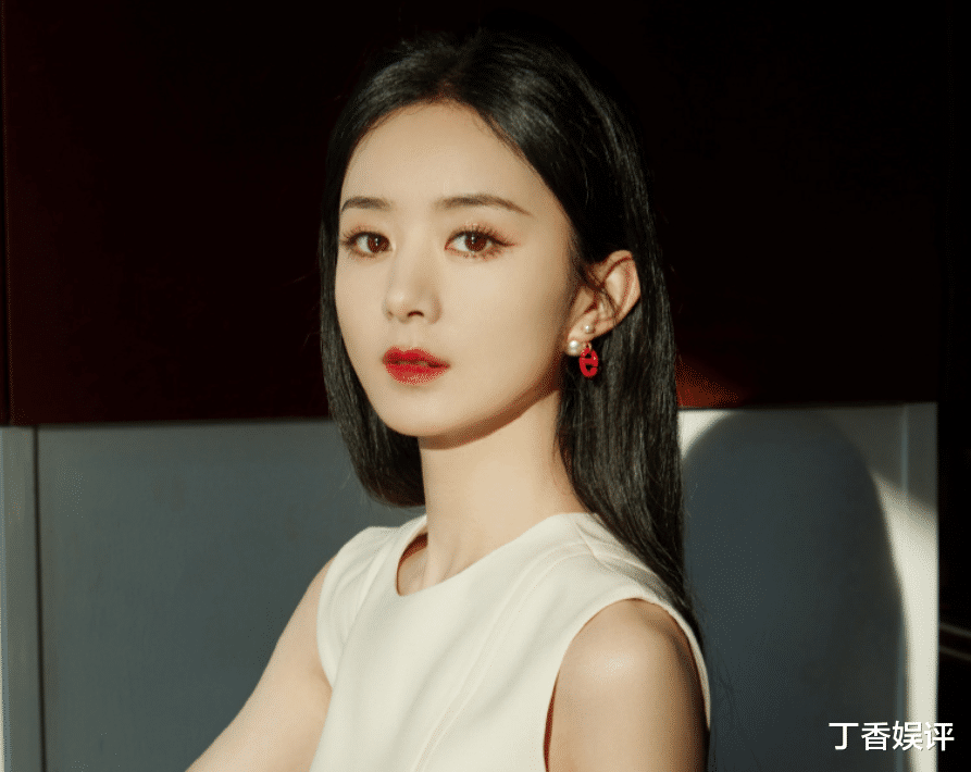 赵丽颖|赵丽颖离婚后首直播，高清镜头直接怼脸拍，33岁模样让人不敢信