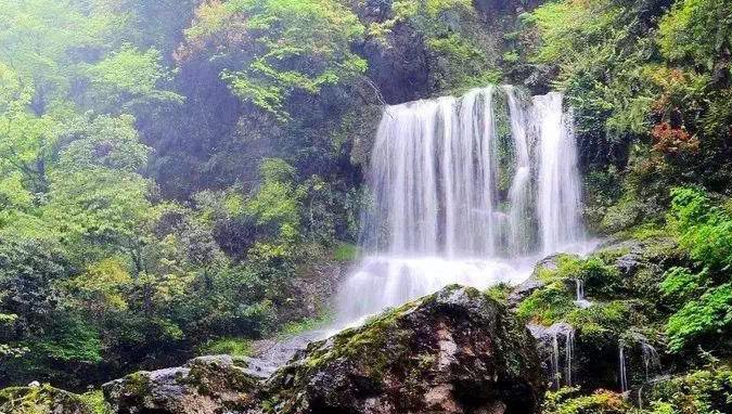 浙江省 四川有座五线城市，被誉为“天府之肺”，夏天避暑必去打卡