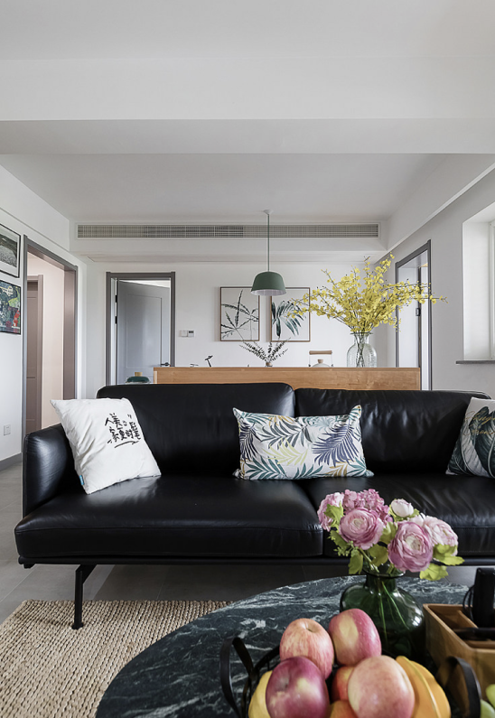 |杭州90㎡的三居室装修，果断砸掉沙发墙，完工后发现空间翻倍！