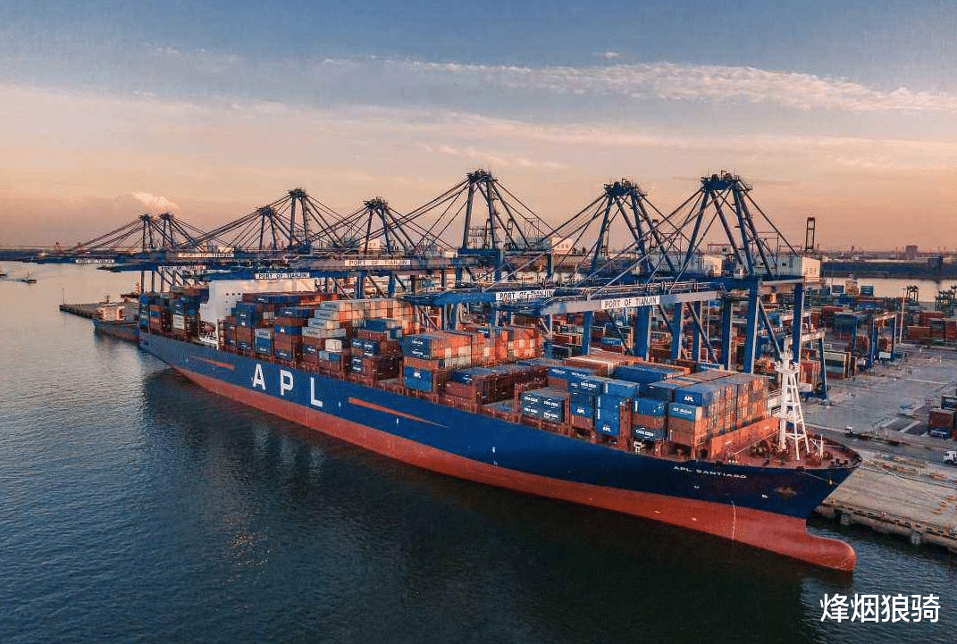 五粮液 走投无路后对中企低头，对华抛出巨额订单，网友：不要帮其第二次