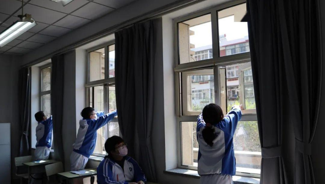 家有二宝育儿|为什么有些同学看着不努力，考试却总是高分，原来他们有“三不”