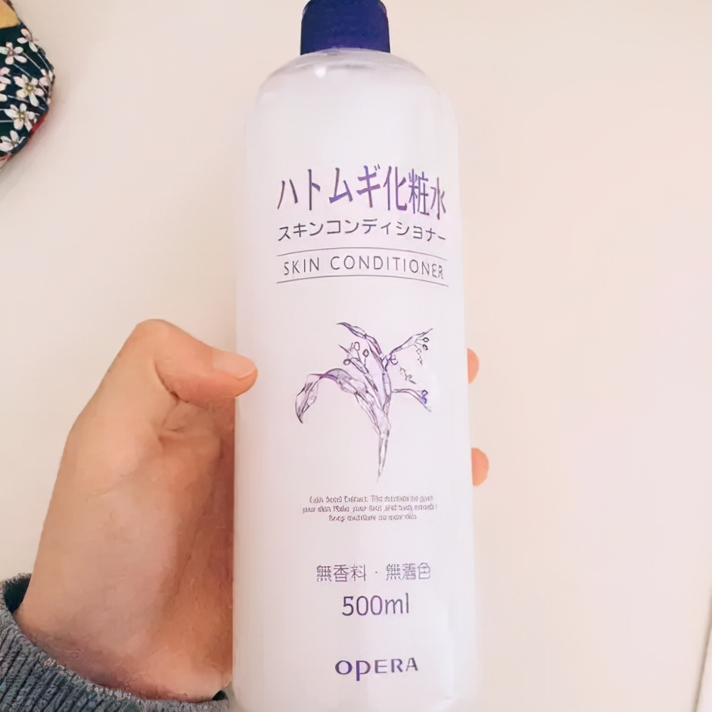 发型 小红书热捧性价比高的爽肤水，补水保湿