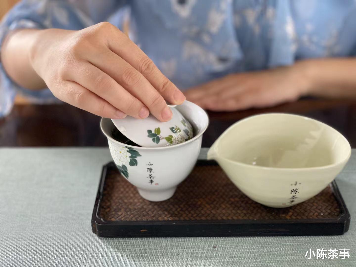 |我花了大几千买的紫砂壶，别的茶都能泡，怎么就泡不了白茶？