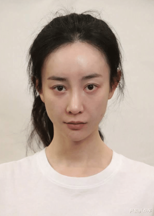 张檬|动脸毁星途的6位女星：张檬3年没戏拍，《爱情公寓》两主演沉寂