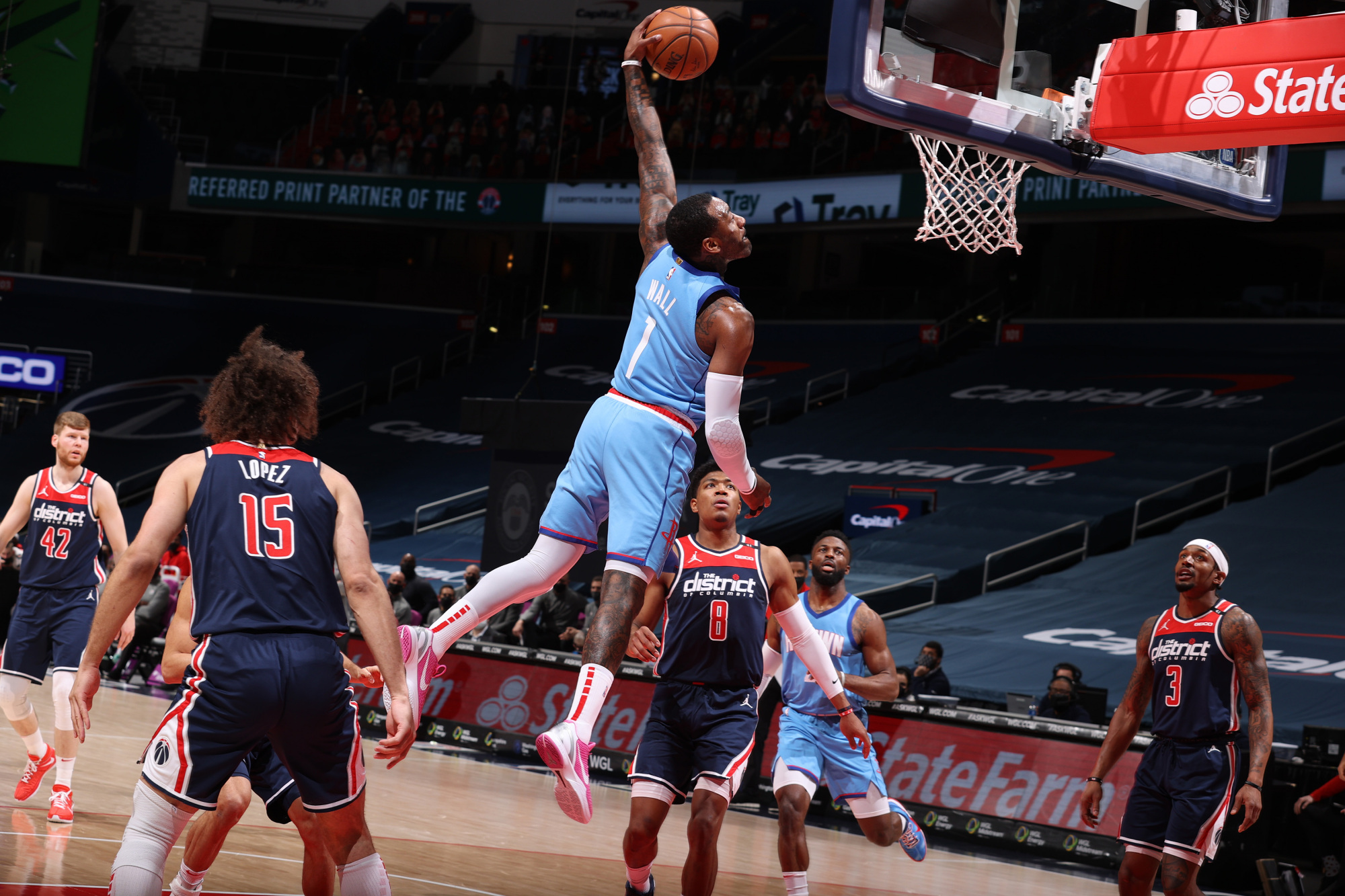 詹姆斯·哈登|败人品！8年首次6连败，输球后仍不忘嘲讽哈登，抱歉，你没资格