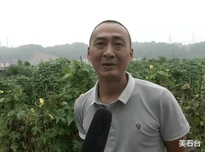 |2009年，他在河边捡到一块带螺丝钉的黄蜡石，38万不敢卖