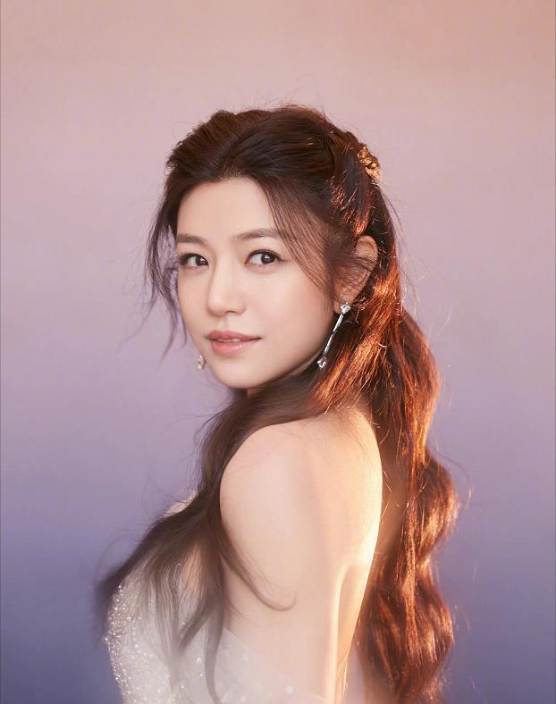 陈妍希|气质女星罕见破尺度 引人惊叹