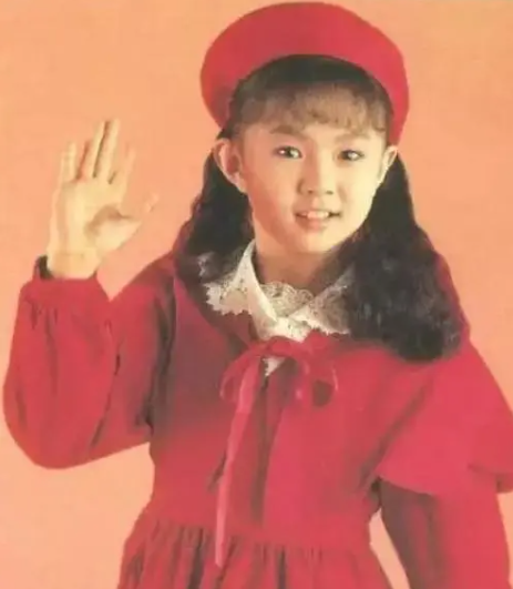 卓依婷|卓依婷积劳成疾，想休息2年却“假死”20年，她到底经历了什么？