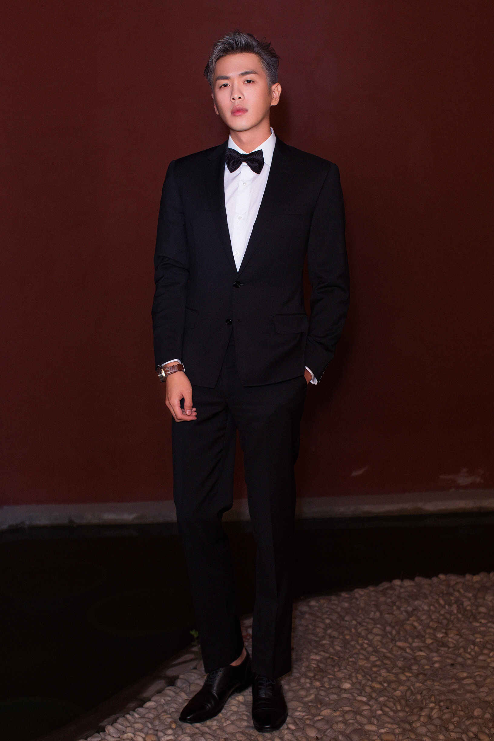 张若昀|张若昀：专注坑儿子的老爹