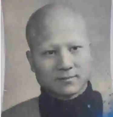 计春华|他武术丝毫不输李连杰，待人温柔敦厚，却演了一辈子的“坏人”