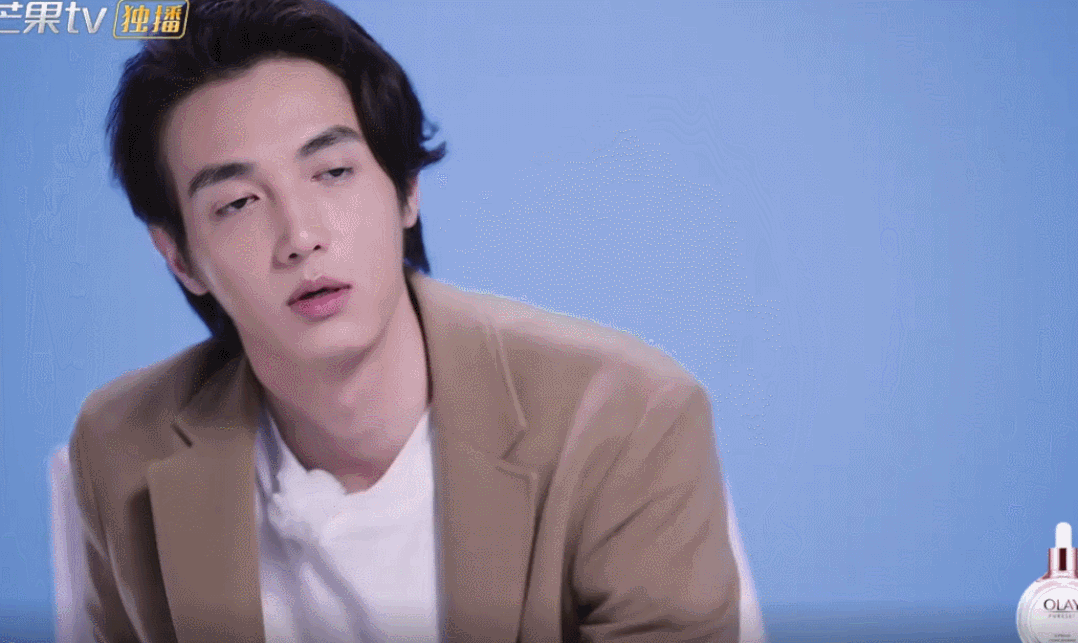 InsDaily|萧亚轩与小16岁男友分手了，恋爱小天才人设要崩了吗？