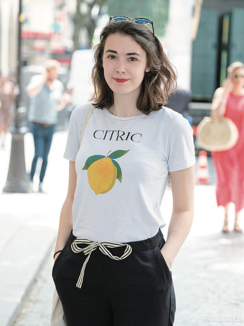 姗姐的时尚经|巴黎“素人”才是真会穿,街头随意一个镜头,都超级随性优雅