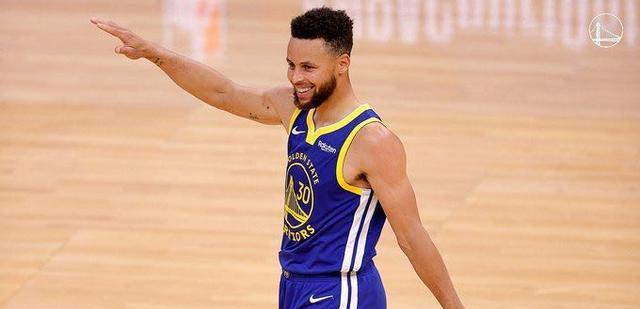 斯蒂芬·庫里|庫里轟53分創造歷史！狂飆10記三分，延續殺神狀態劍指得分王