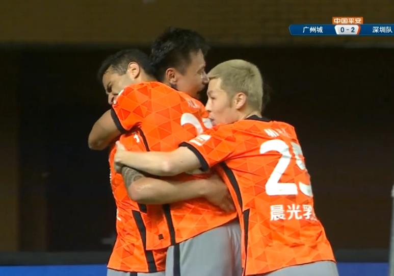 郜林|26分钟3-0!中超劲旅大爆发,郜林1传1射立大功,21岁门将遭羞辱