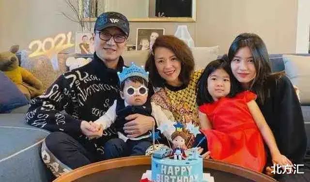 章子怡|汇叔爆料：姚安娜借机孟晚舟回国上热搜，汪峰章子怡，张雨绮和小男友！