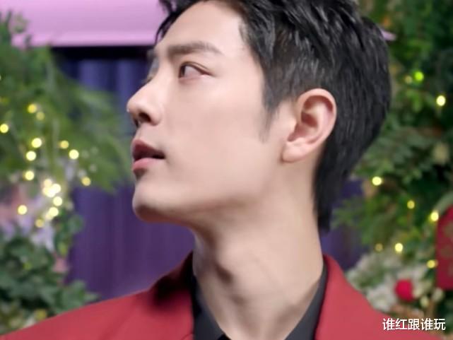 肖战|全程对着肖战的脸拍？东方卫视春晚，是真的了解他的优势！