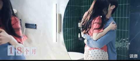 王力宏|杨幂许凯亲密片段曝光，浴室环抱沙发热吻，相差9岁毫无违和感