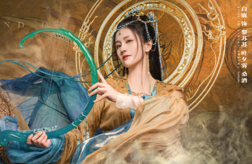 长月烬明|《长月烬明》热拍，男主古装帅气，不料被白鹿片场照迷住了