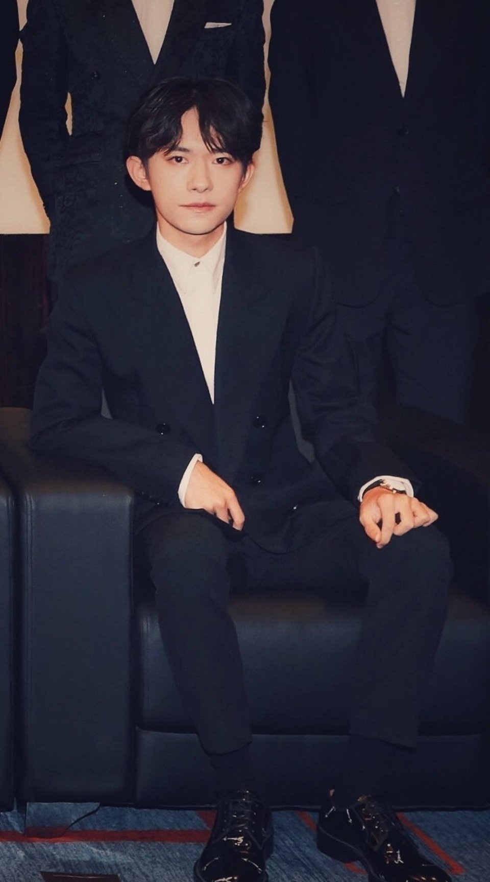 易烊千玺|易烊千玺终于出关了，你高兴不？