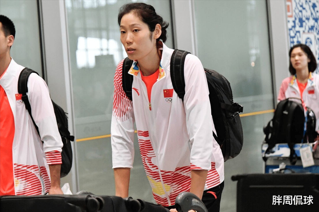 朱婷|再見劉曉彤王夢(mèng)潔！朱婷等6大核心啟程，中國(guó)女排最強(qiáng)12人亮劍