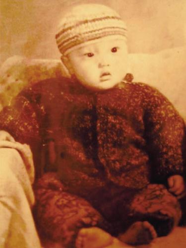 撒贝宁|从乞丐到赤伶,誓不为明星的李玉刚,凭什么得到人民日报的肯定?