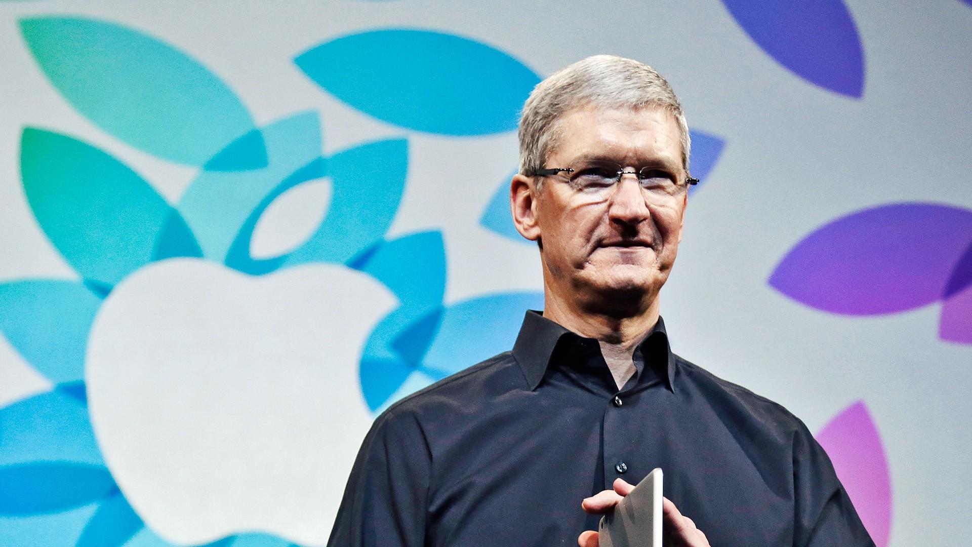 苹果|库克放出“大招”，苹果老款机型跌至清仓价，为iPhone13让路？