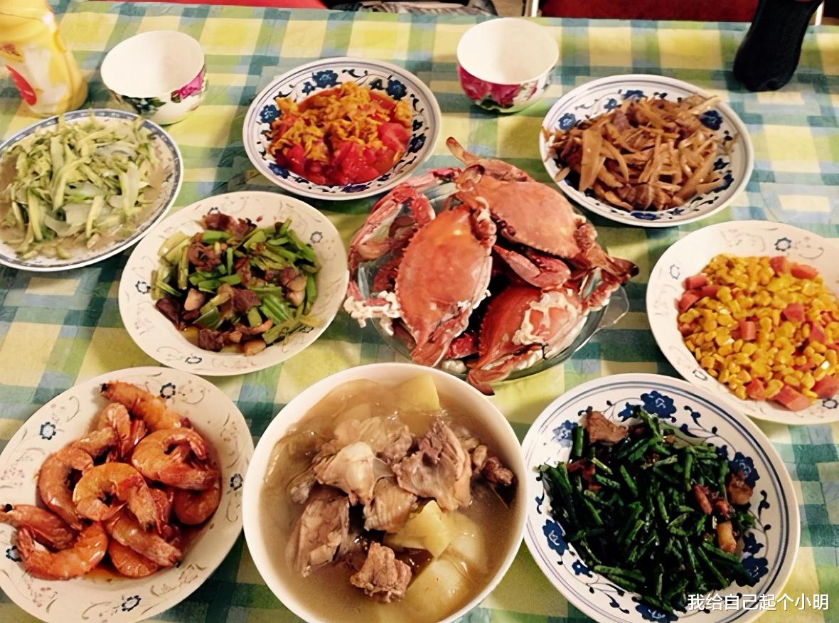 张歆艺|张歆艺半个月减重20斤，大方分享“倒三角”饮食法，难怪瘦了