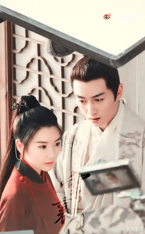 陈晓|《云襄传》路透曝光，陈晓一袭白衣尽显书生气息，毛晓彤红衣帅呆