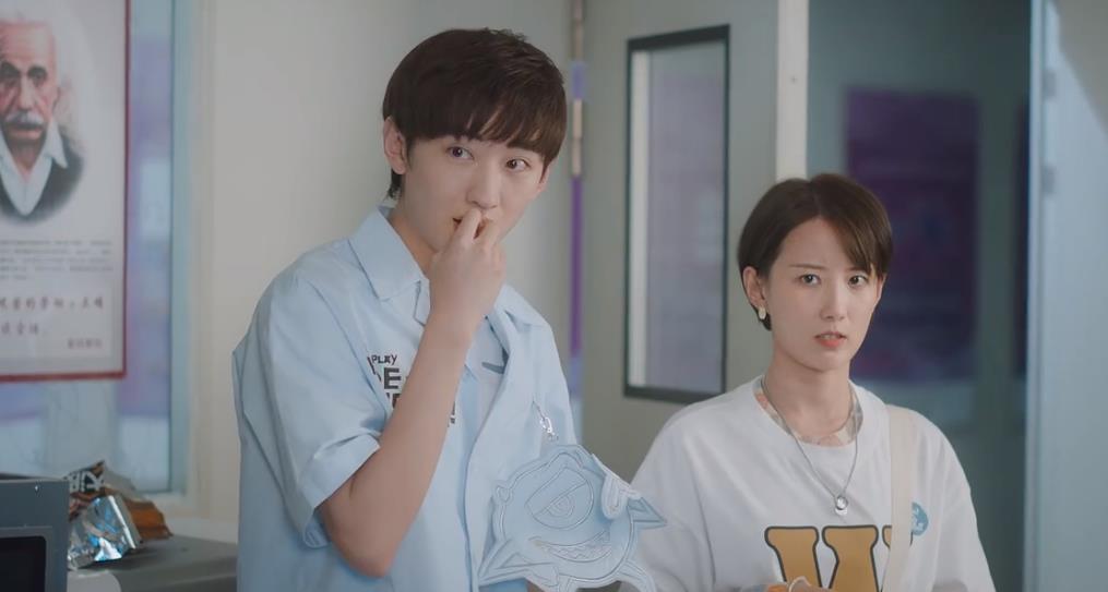 陈冲|飙升24位，赶超《君九龄》！这部“流量”玛丽苏剧，凭啥火出圈？