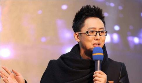 张柏芝|他因不愿剃头而拒演《还珠》，意外成就了苏有朋，如今后悔了吗？