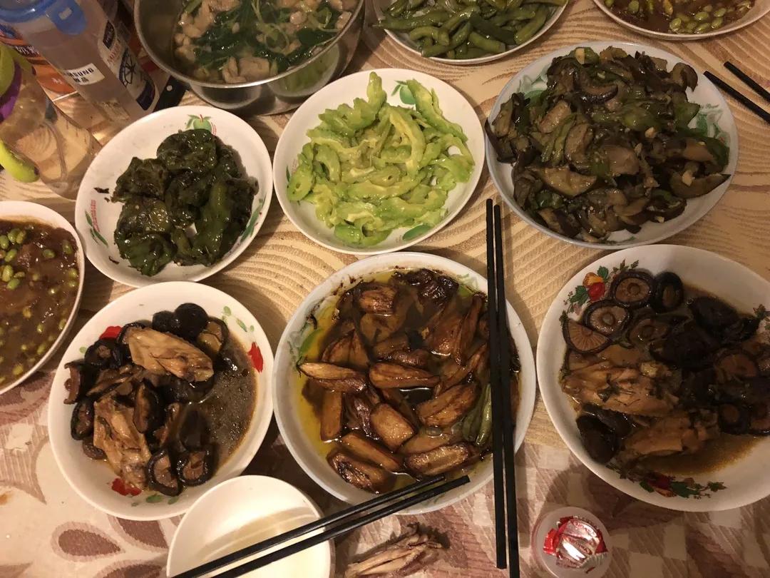 |8个月减重80斤，没有平台期，没有体重反弹，她可能是最幸福的减重者！