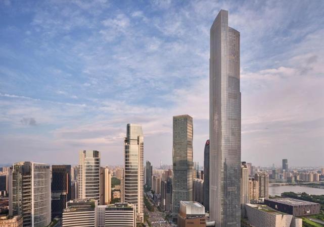 王阿瑟夫 廣州第一高樓的主人，坐擁6家上市公司，還投資了美團跟小鵬汽車