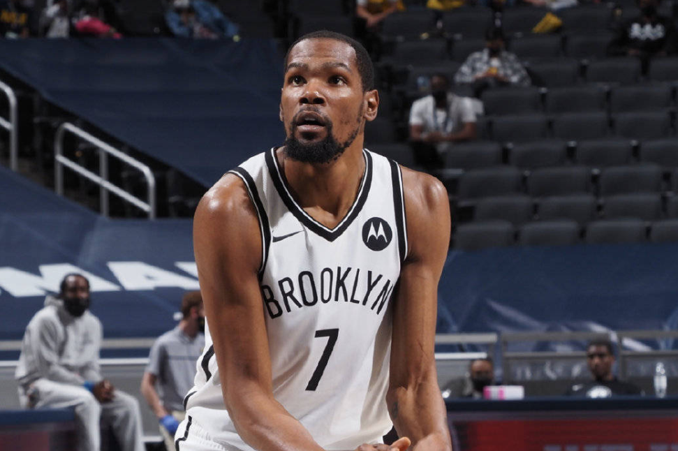 凱文·杜蘭特|死神來了！單核杜蘭特狂轟42+10，刷新41年紀錄，成隊史首人