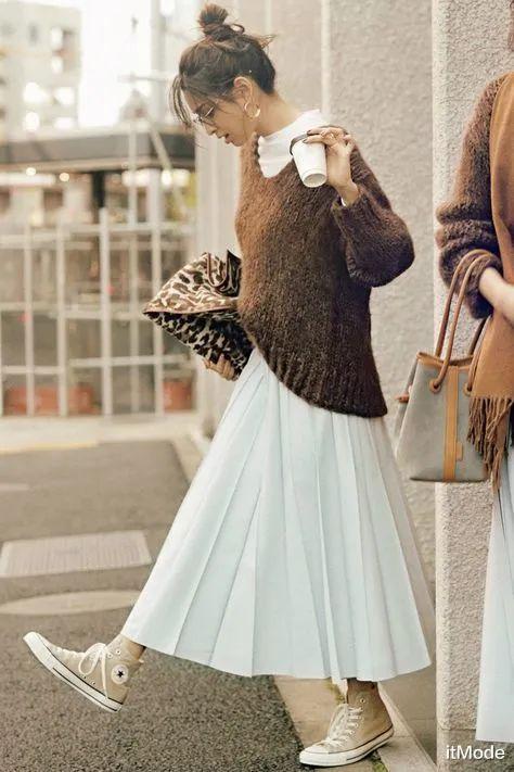 itMode 别再露脖了,秋冬流行这么穿=才是真的YYDS!