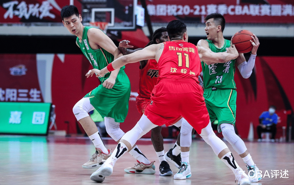 勇士隊|三分雨！遼深狂轟22記三分，梅奧火力全開，深圳新星對飚郭艾倫