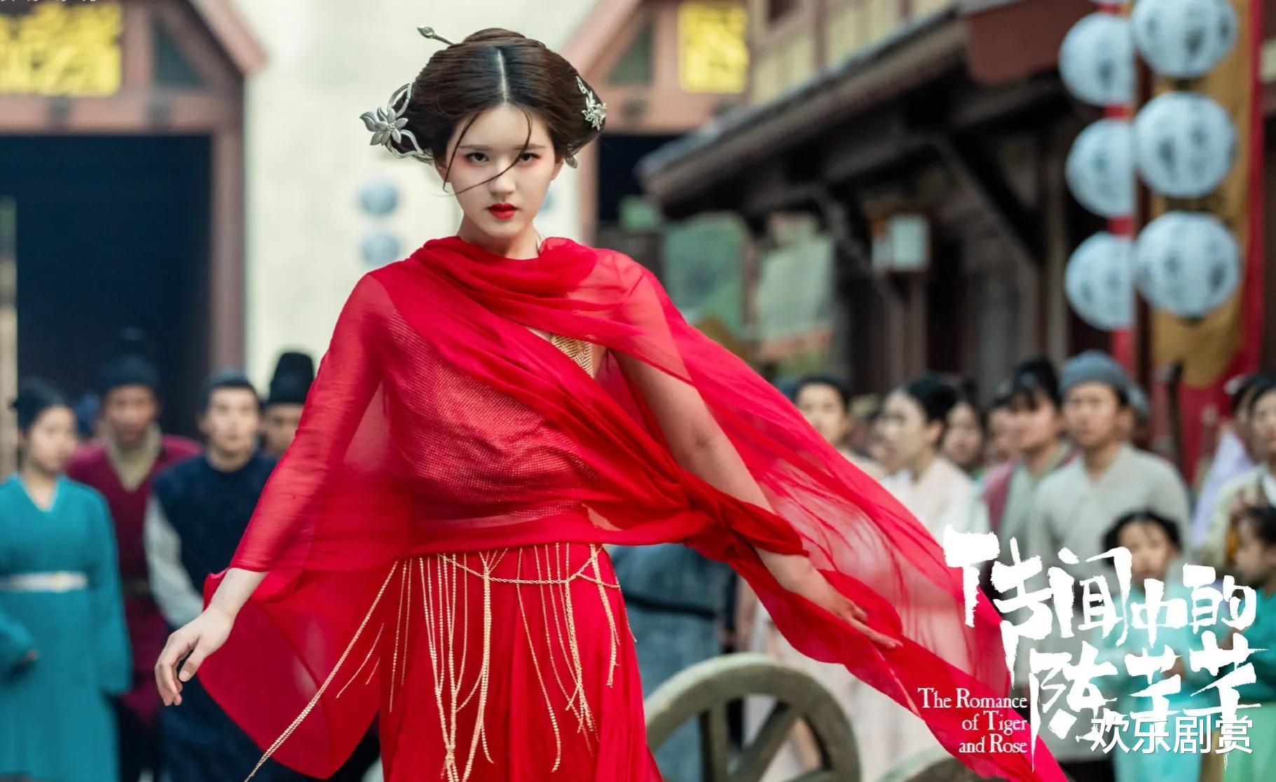 佟丽娅|《国子监来了个女弟子》被质疑呆舒适圈吃回头草，赵露思这样回答