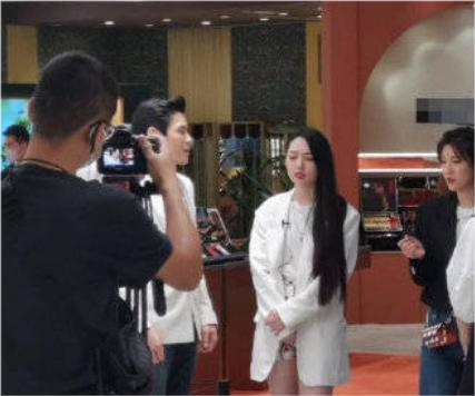 郭碧婷|向太高调为孙女庆生！郭碧婷连换两套太华丽，小奶黄正面首度曝光