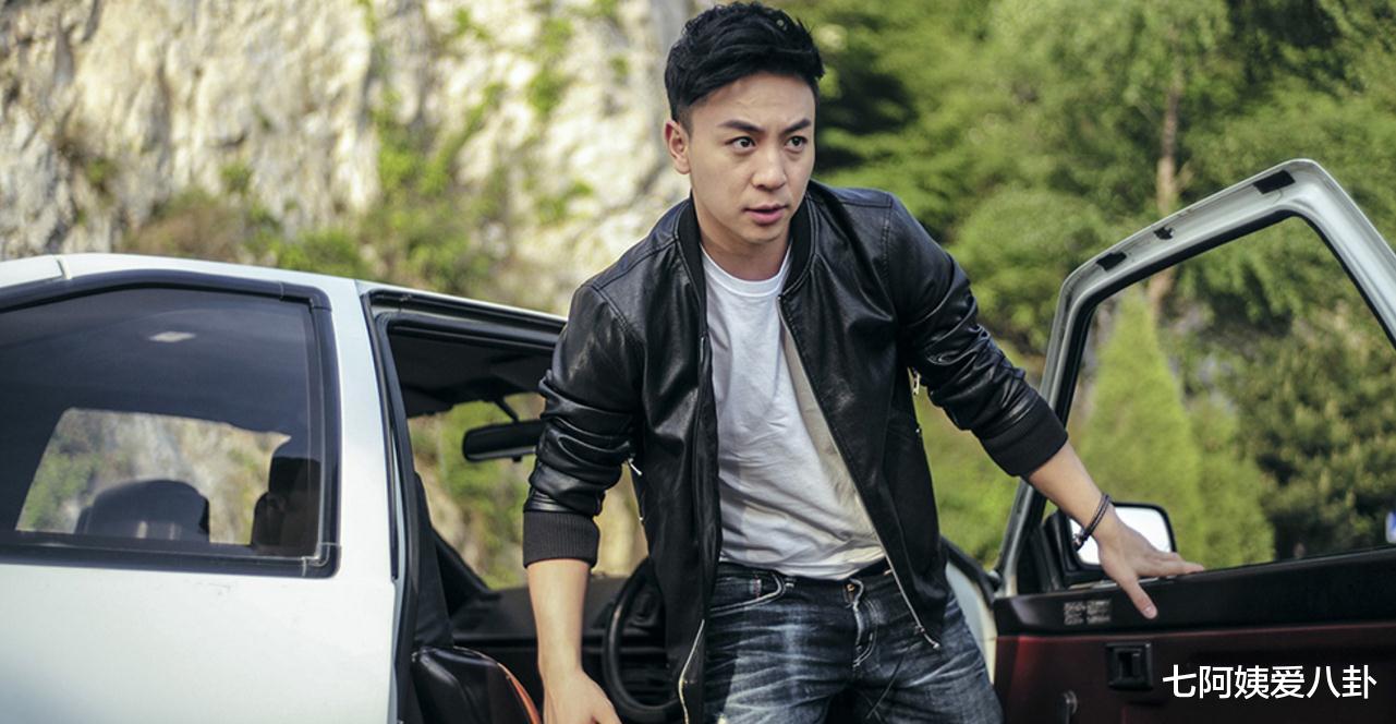 释小龙|释小龙的不红让人羡慕，开400万豪车、坐游艇，如今身价过亿