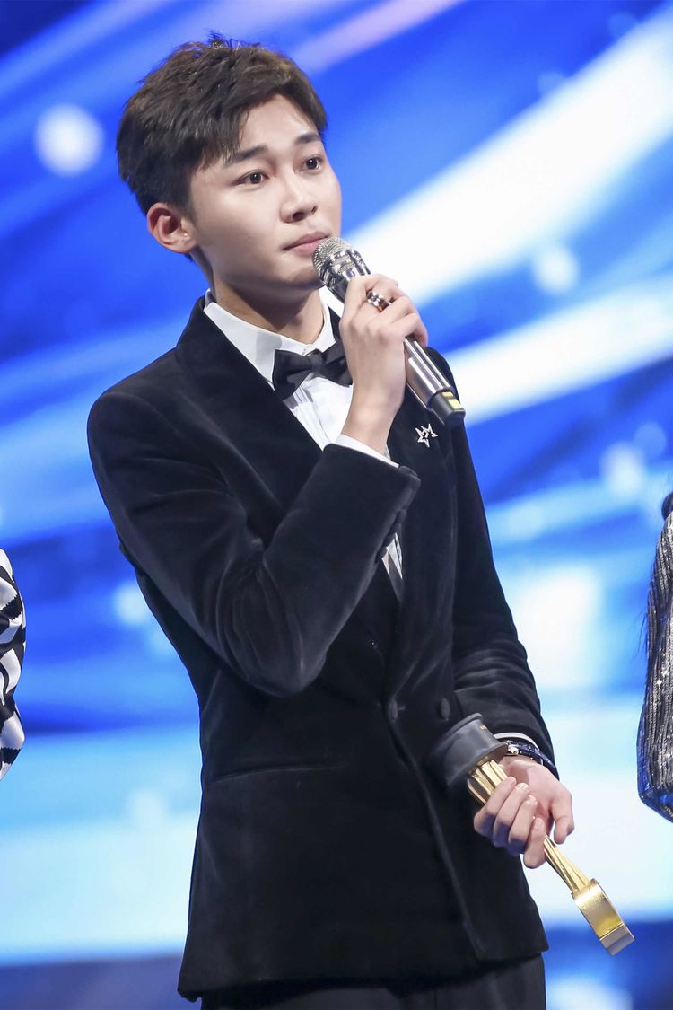 刘奕君|反派刘奕君：32岁净身出户，二婚迎娶娇妻，50岁迎来事业巅峰