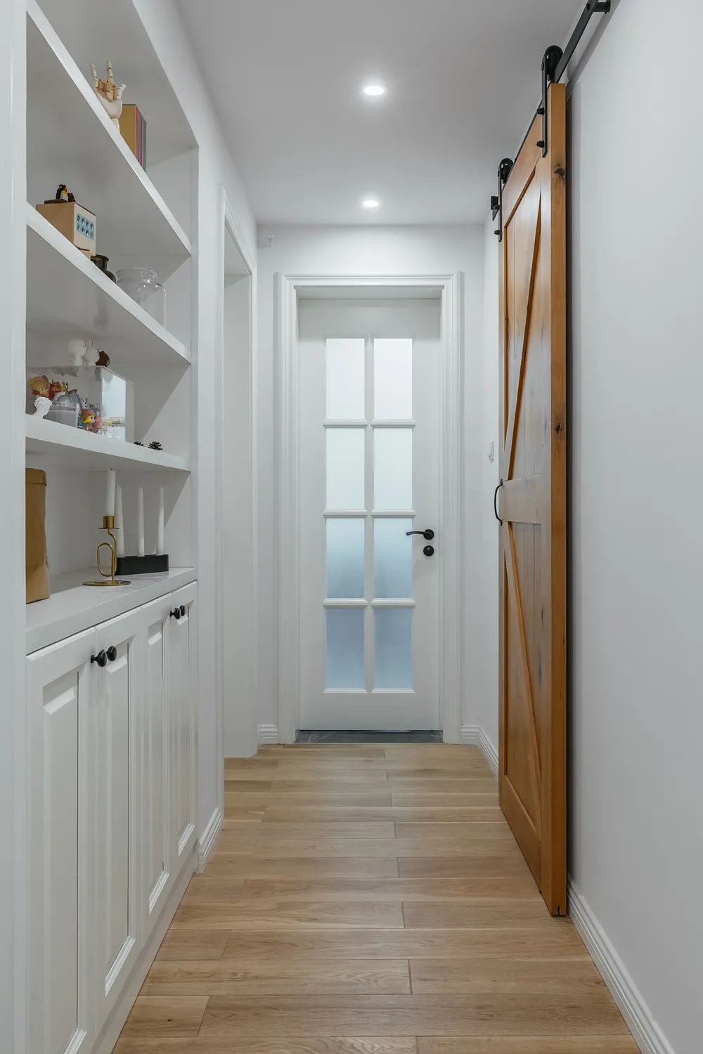 过道空间太鸡肋？试试这些创意设计，为你家里添一道风景线！