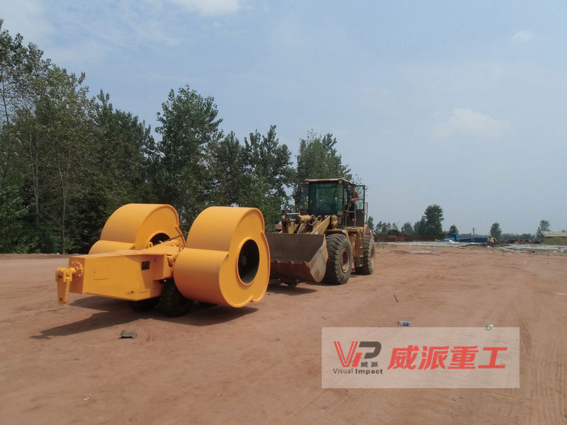 冲击碾压路机适合工程?冲击压路机型号怎么选择?