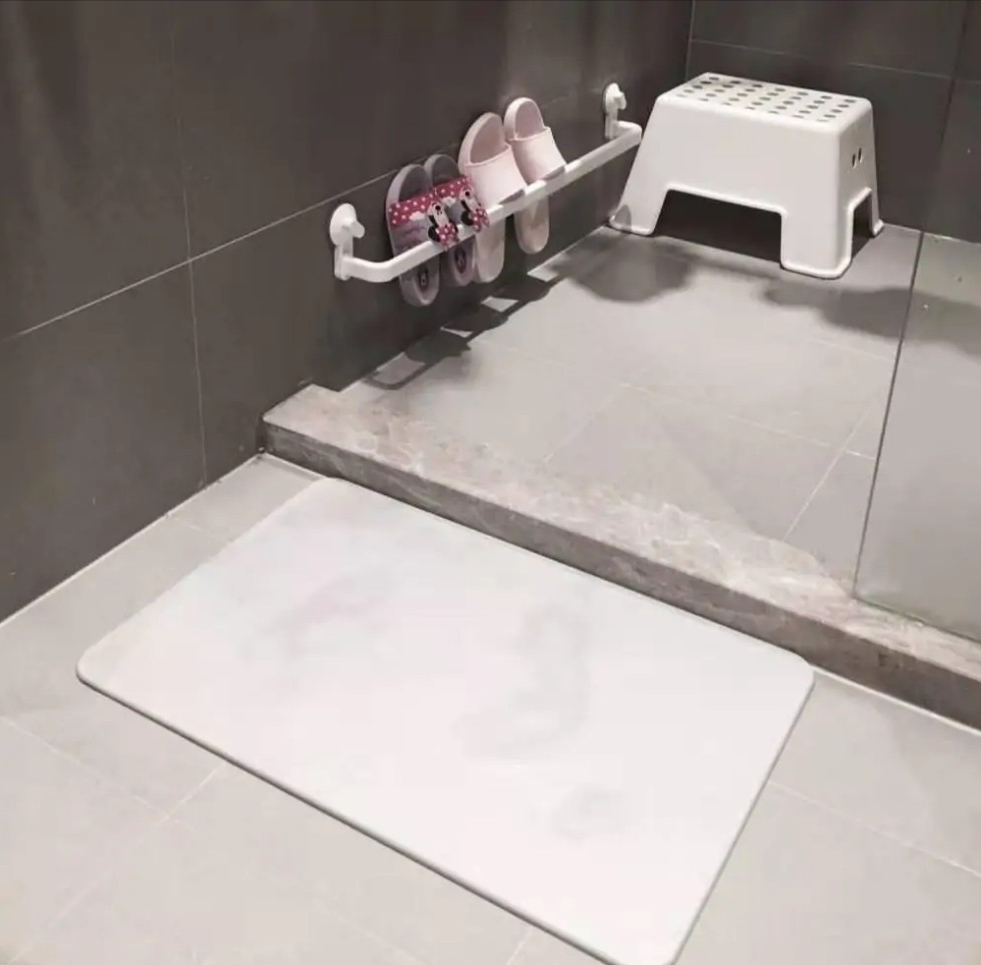 出差发现一户人家，卫生间这样布置！免去不少家务活，越用越干净