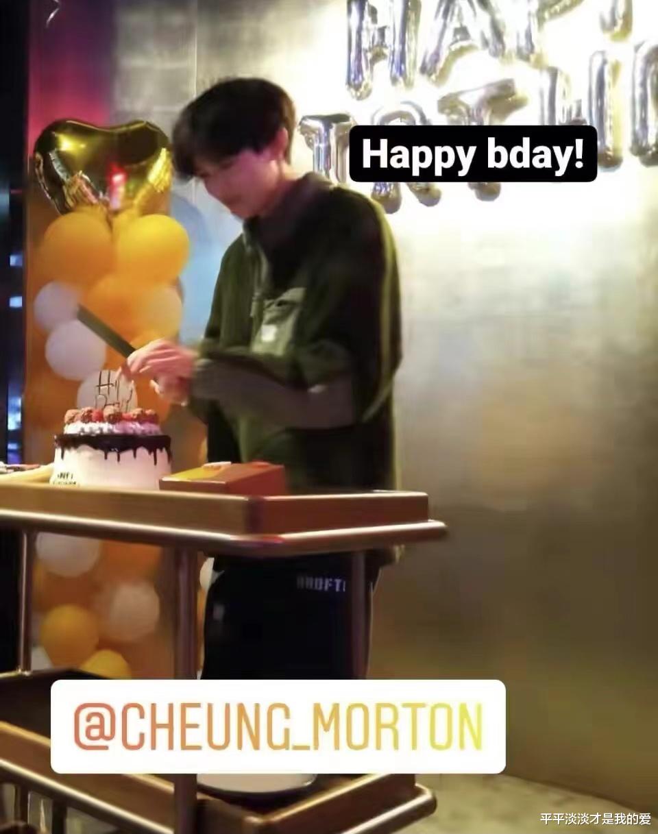 袁咏仪|袁咏仪儿子放飞自我，社交平台自曝真面目，帅气程度远超张智霖！