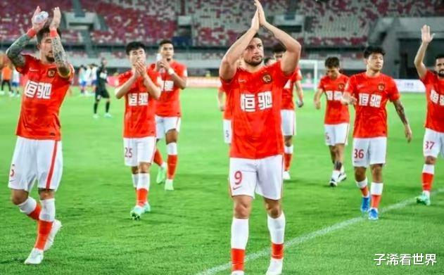 中超|下午17點! 北京媒體曝出爭議猛料: 中超成國際笑話, 球迷吐槽聲一片