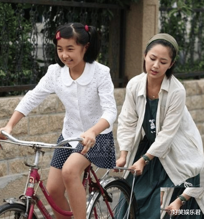 杨紫|同样是童星出身，杨紫张子枫同框气质差距却大，原因出在驼背上