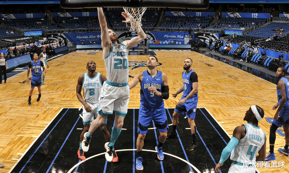 魔術隊|大逆轉絕殺！海沃德爆砍39+9瘋狂絕殺，探花11+8，喬丹果然賭贏了